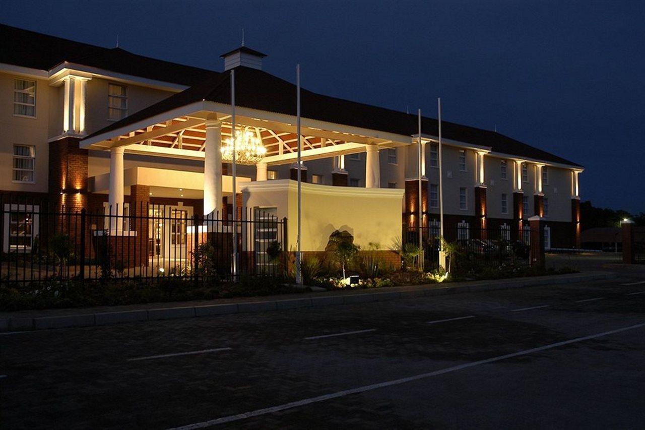 Protea Hotel By Marriott Mahikeng Махикенг Екстериор снимка