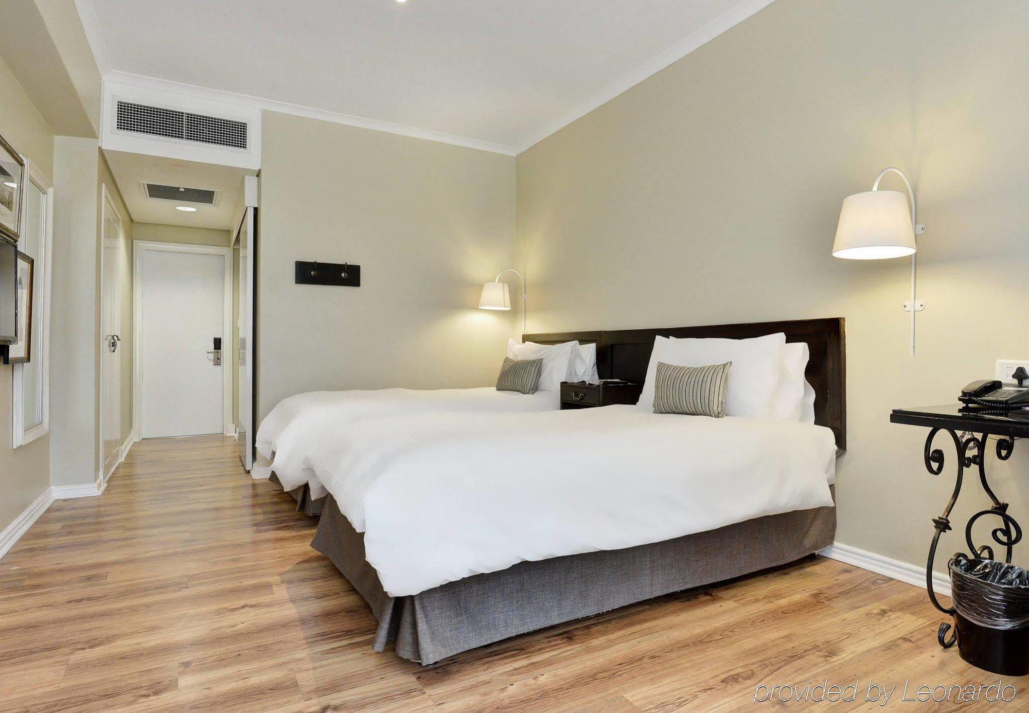 Protea Hotel By Marriott Mahikeng Махикенг Екстериор снимка