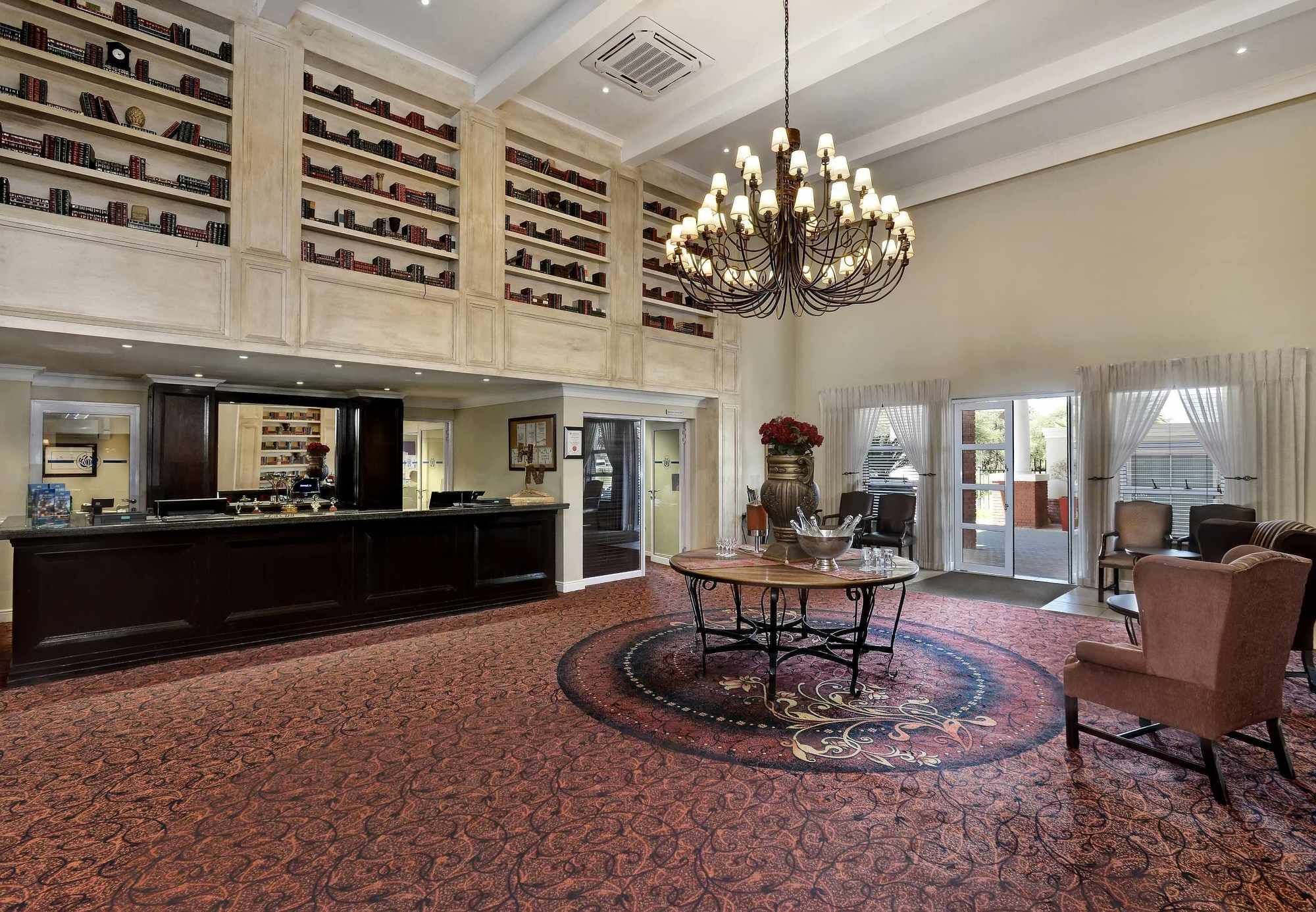 Protea Hotel By Marriott Mahikeng Махикенг Екстериор снимка