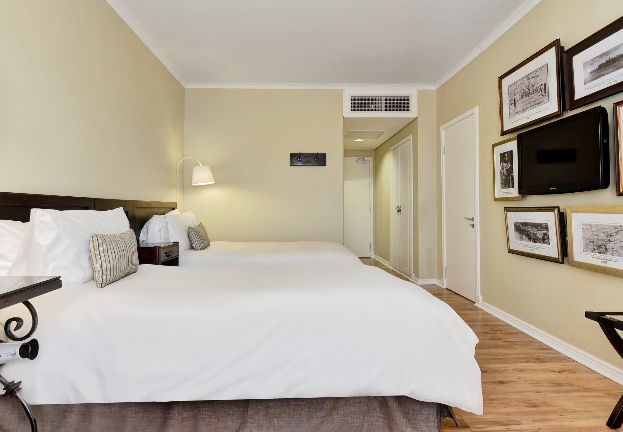 Protea Hotel By Marriott Mahikeng Махикенг Екстериор снимка
