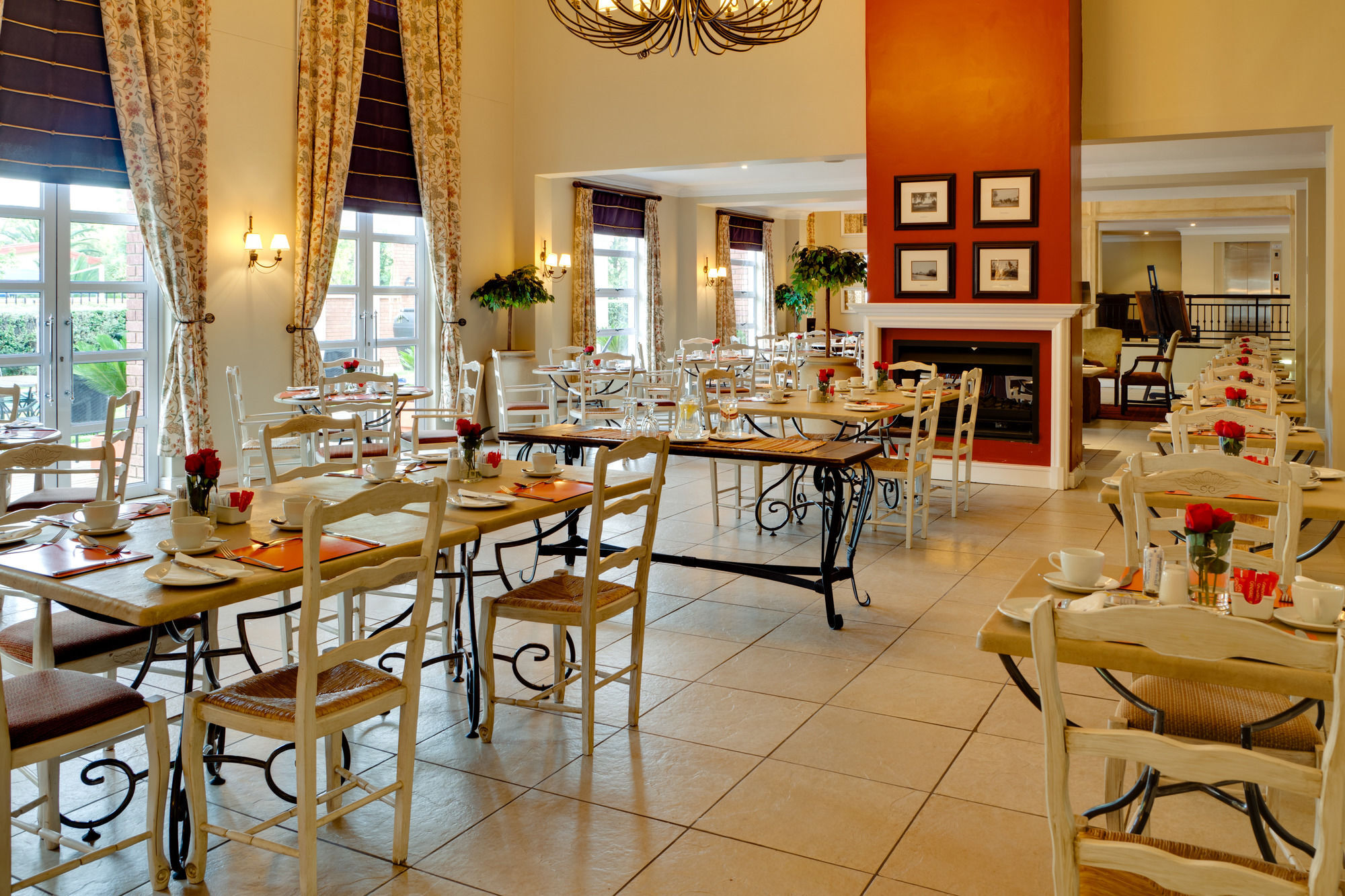 Protea Hotel By Marriott Mahikeng Махикенг Екстериор снимка